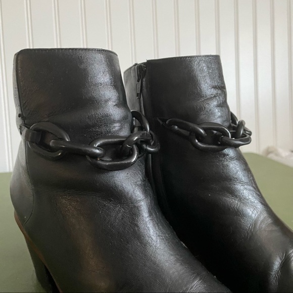 MM6 by Maison Martin Margiela Ankle Boots w Black Chain Deco - Picture 11 of 13